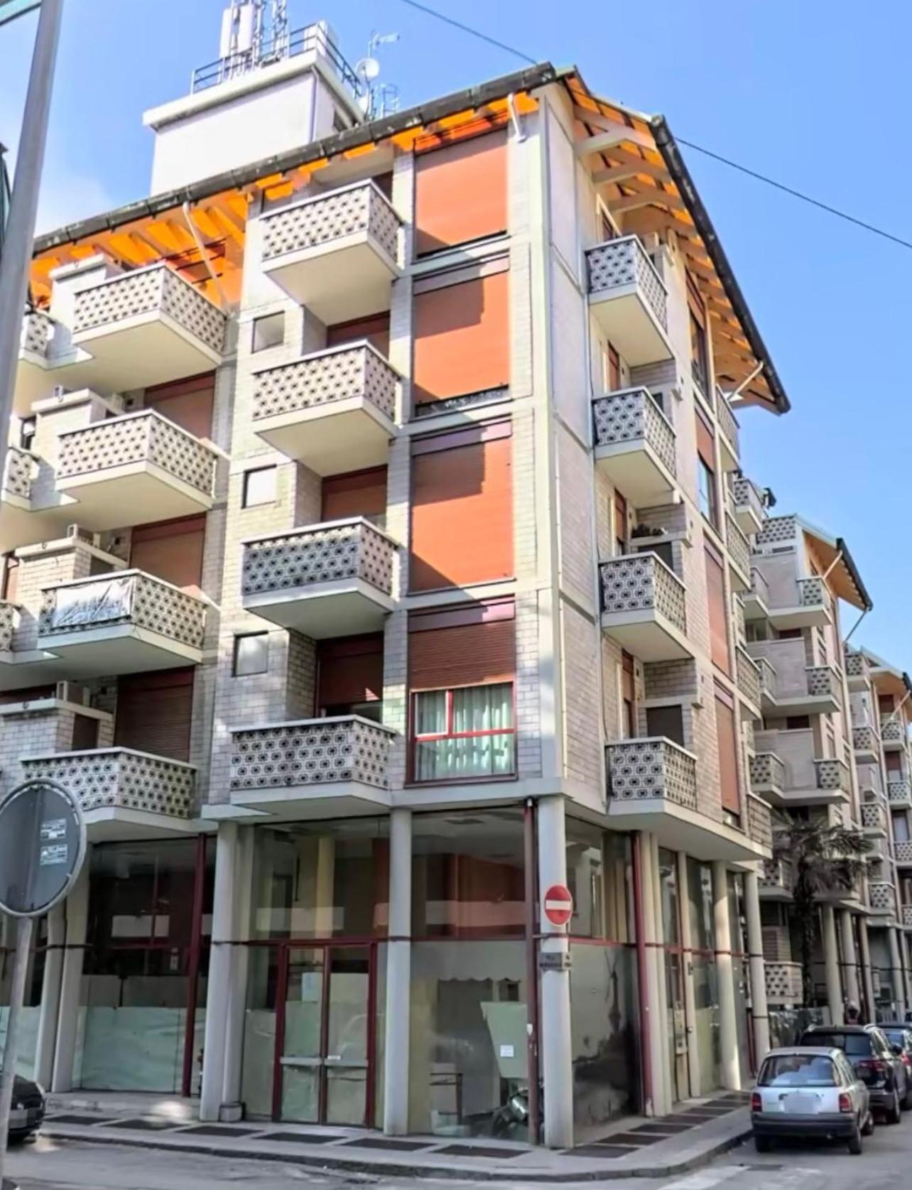 Splendido Appartamento Vicino Alla Metro Torino Exterior foto
